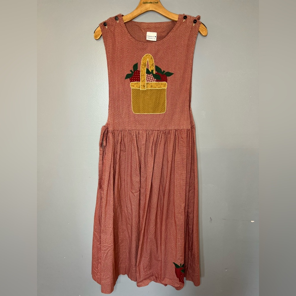 handmade red gingham apron dress featuring an apple basket applique